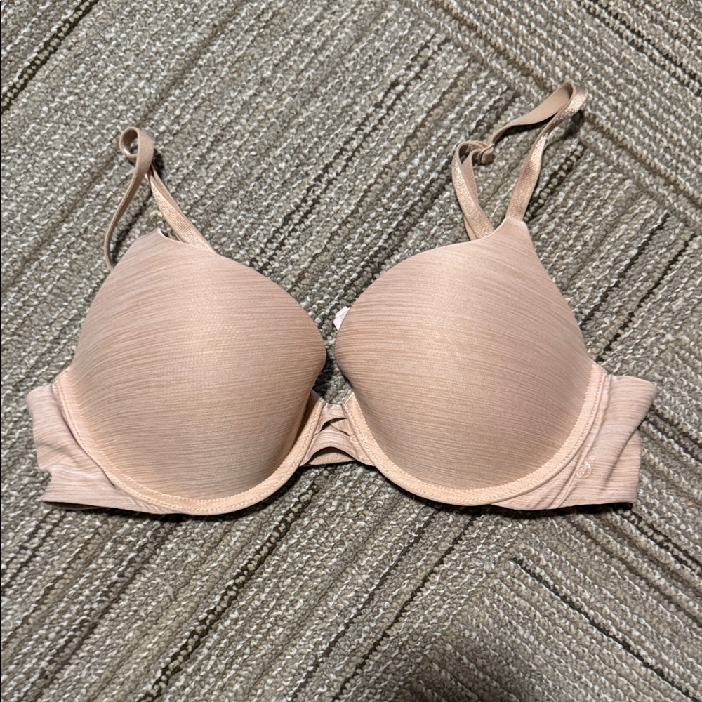 Victorias Secret Padded Push Up Elegant Nude Bra